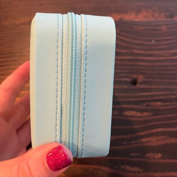 Light Blue Travel Jewelry Box Zip Around Closure New in Package - Picture 4 of 5